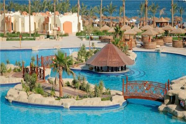 كيف تطبق الفنادق مفهوم Sustainable Hospitality بشكل عملي؟