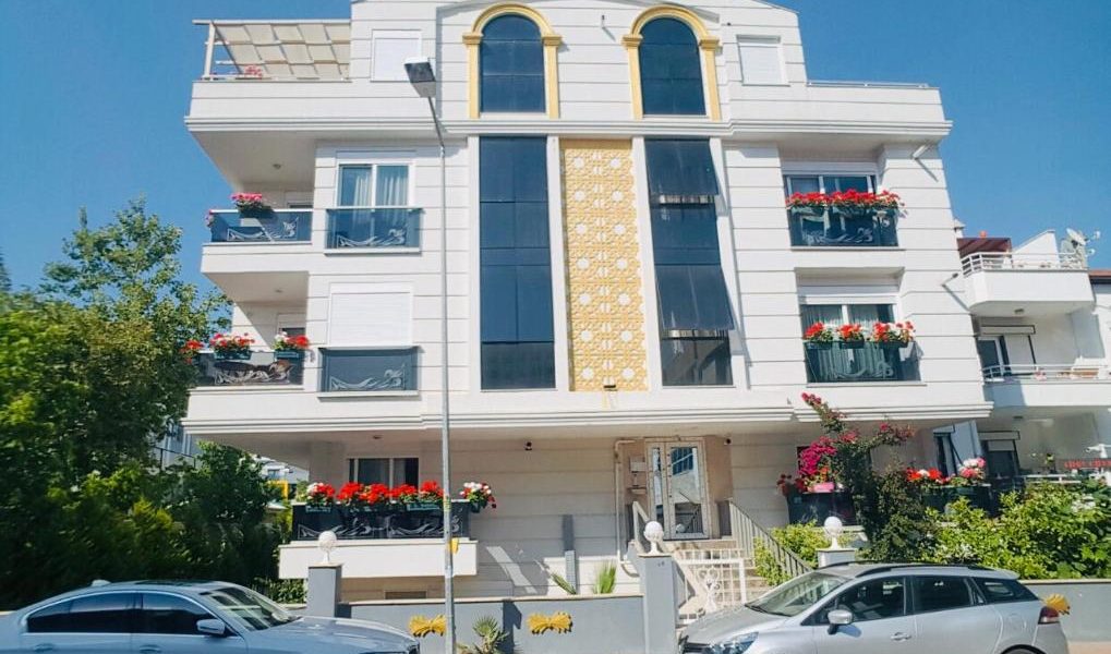 رويال لوفت سويت