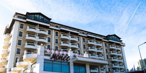 فندق مونيك