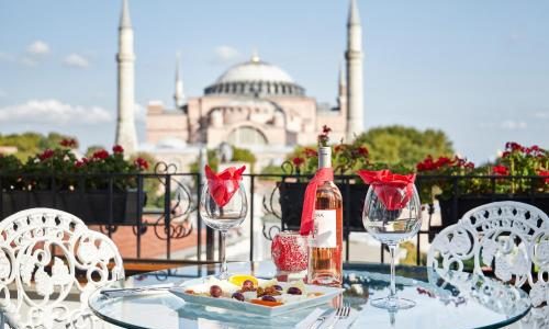 جلال سلطان هوتل سبيشال كلاس