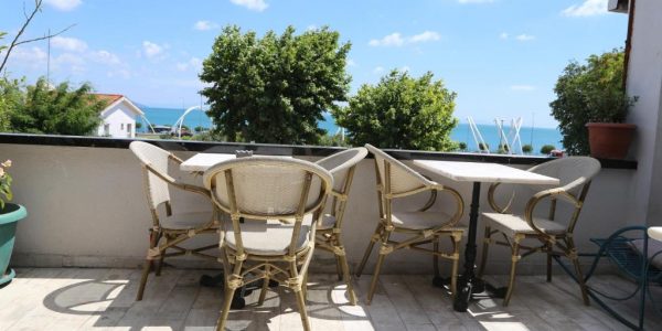 آرات أبارتمنتس