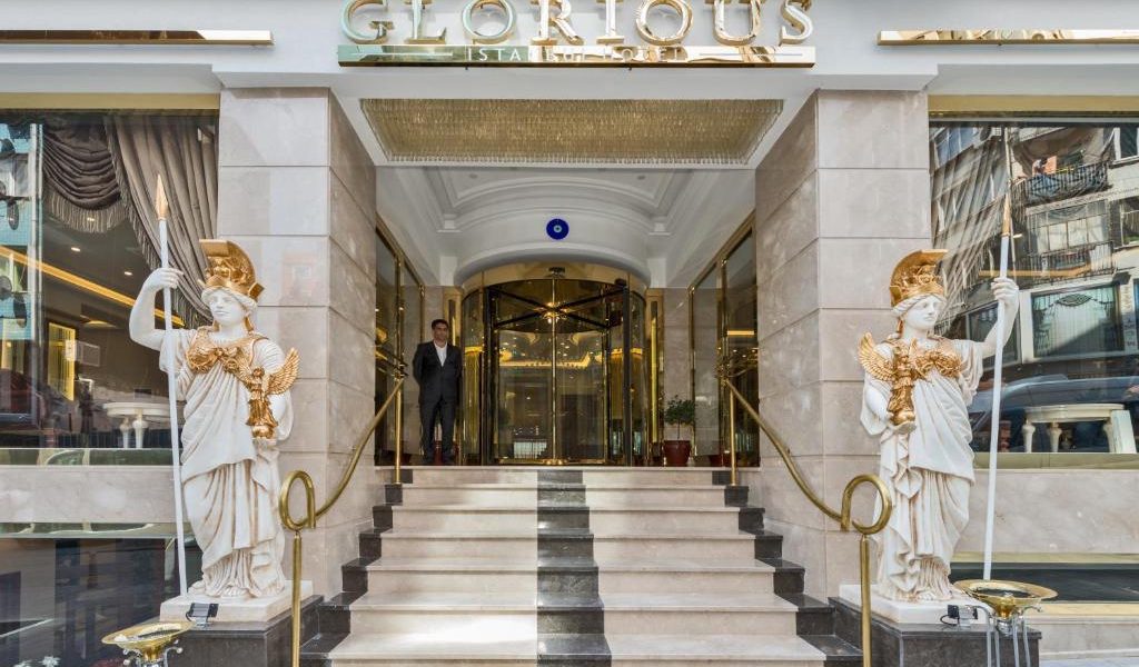 فندق غلوريوس