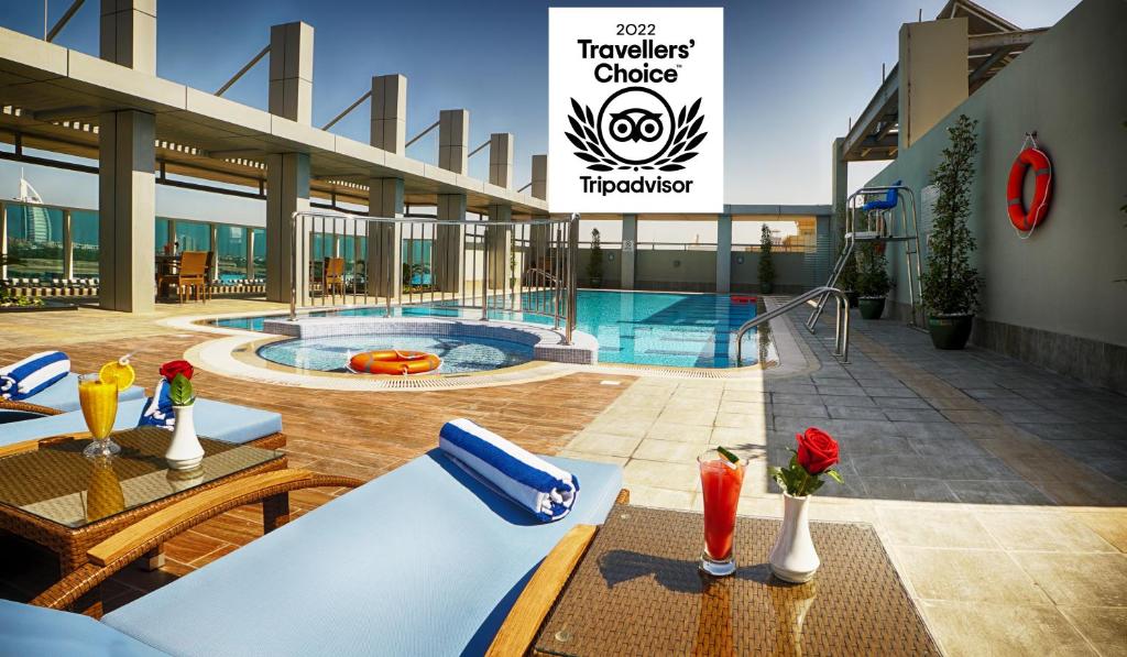 فندق روز بارك - البرشاء، مقابل محطة المترو