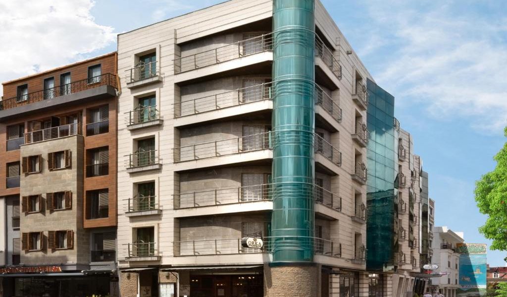 فندق وسبا أوركا رويال