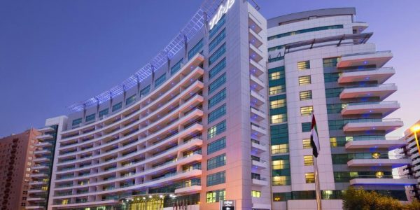 فندق وأجنحة تايم اوك