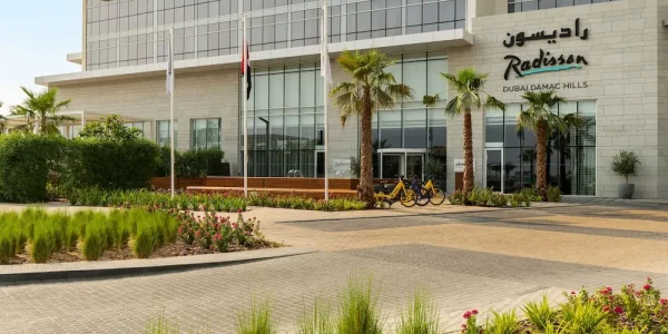 فندق راديسون دبي داماك هيلز