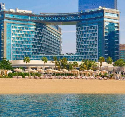 إن أتش كولكشن دبي النخلة