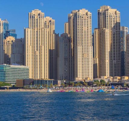 هيلتون دبي ذا ووك