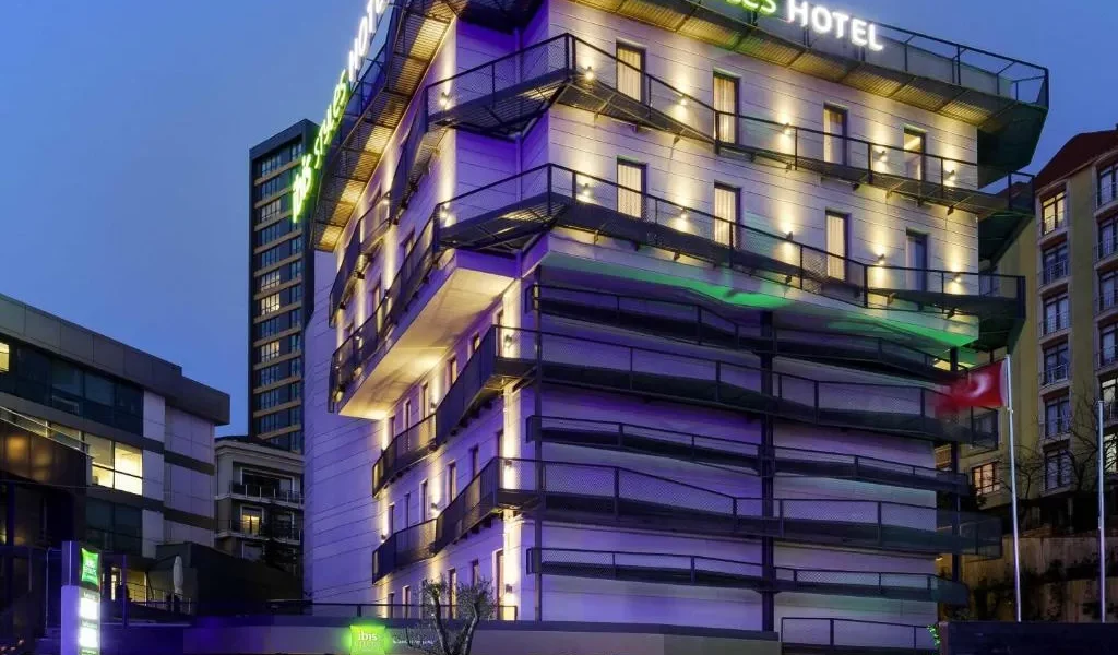 فندق إيه 11 أتاسهير