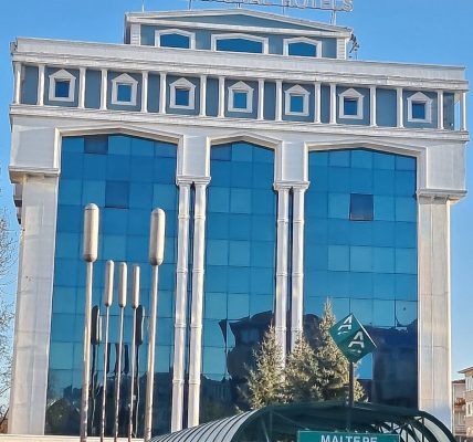 فندق أكار إنترناشيونال