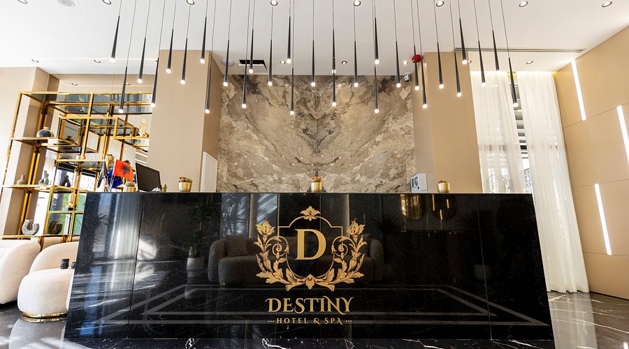 أخطاء تصميم مواقع الفنادق التي تطرد الزائر وتفقدك عميلك المحتمل