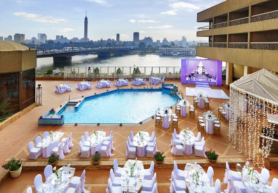 كيف تحافظ الفنادق على التميز في سوق مزدحم؟