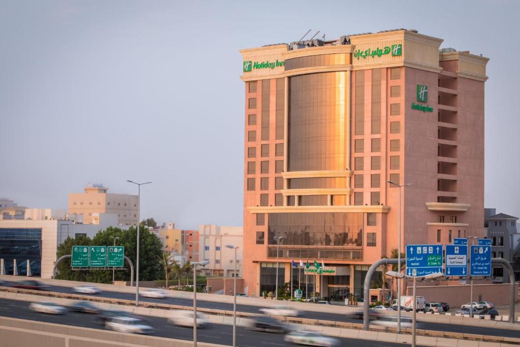 فنادق في جدة قريبة من المطار.. دليل عملي للاختيار الذكي والأسعار