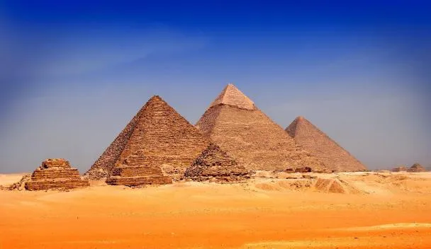 كيف تختار فندق قريب من المعالم السياحية؟ دليل عملي لرحلة مريحة