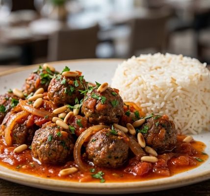 داوود باشا بكرات اللحم وصلصة الطماطم