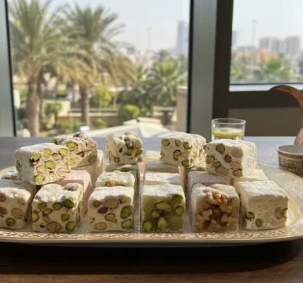 المن والسلوى بتقديم فندقي